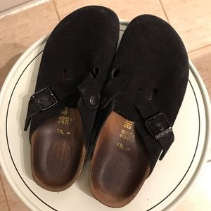 Black suede Birkenstock Boston size 38
